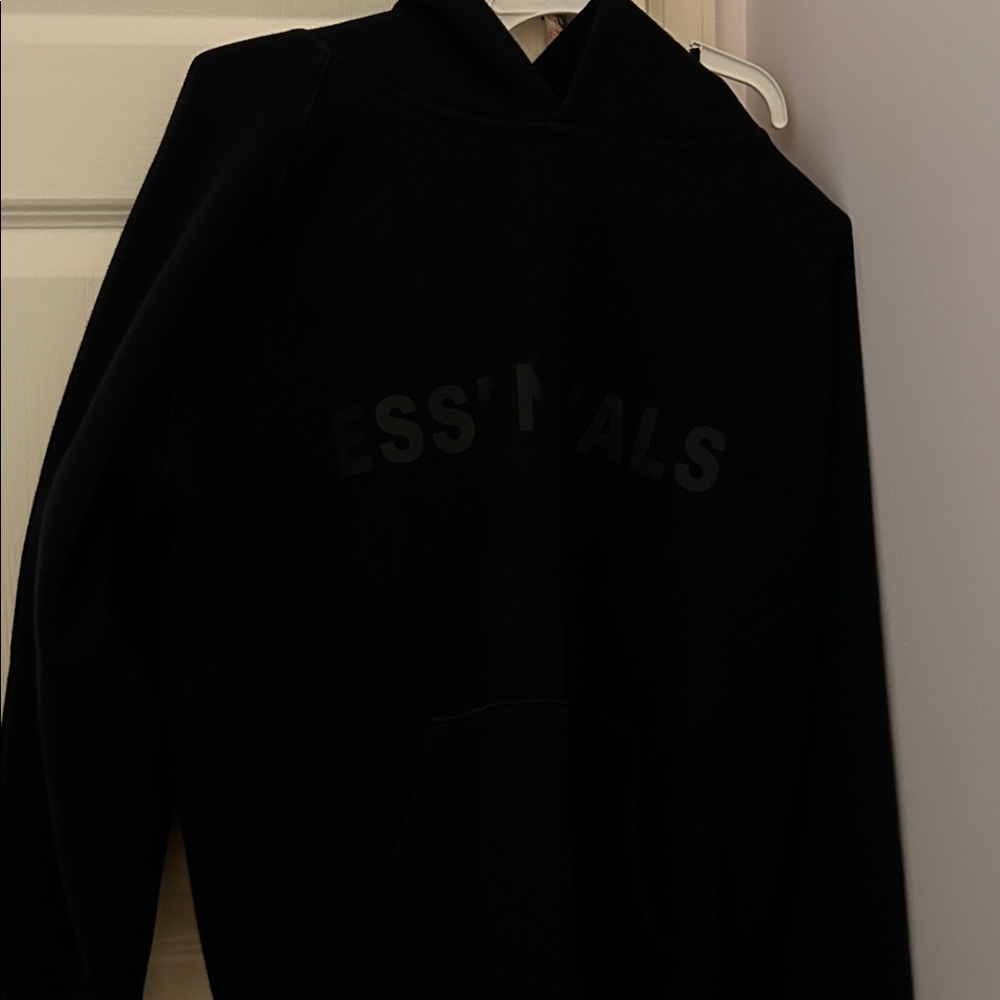 Essentials Midnight Black Pullover